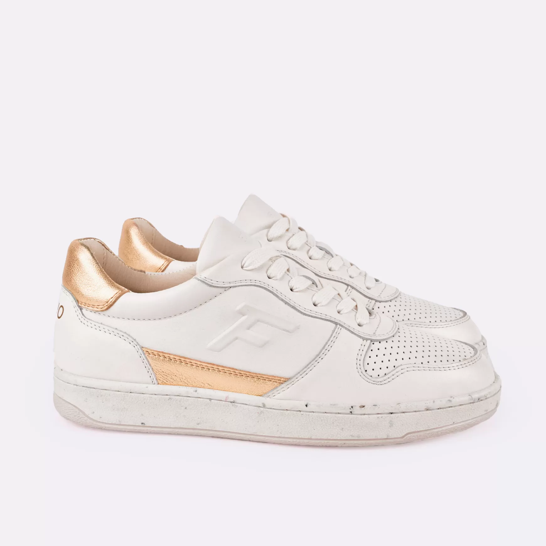 Vrouw - Schoenen^FAGUO Creme En Gouden Sneakers