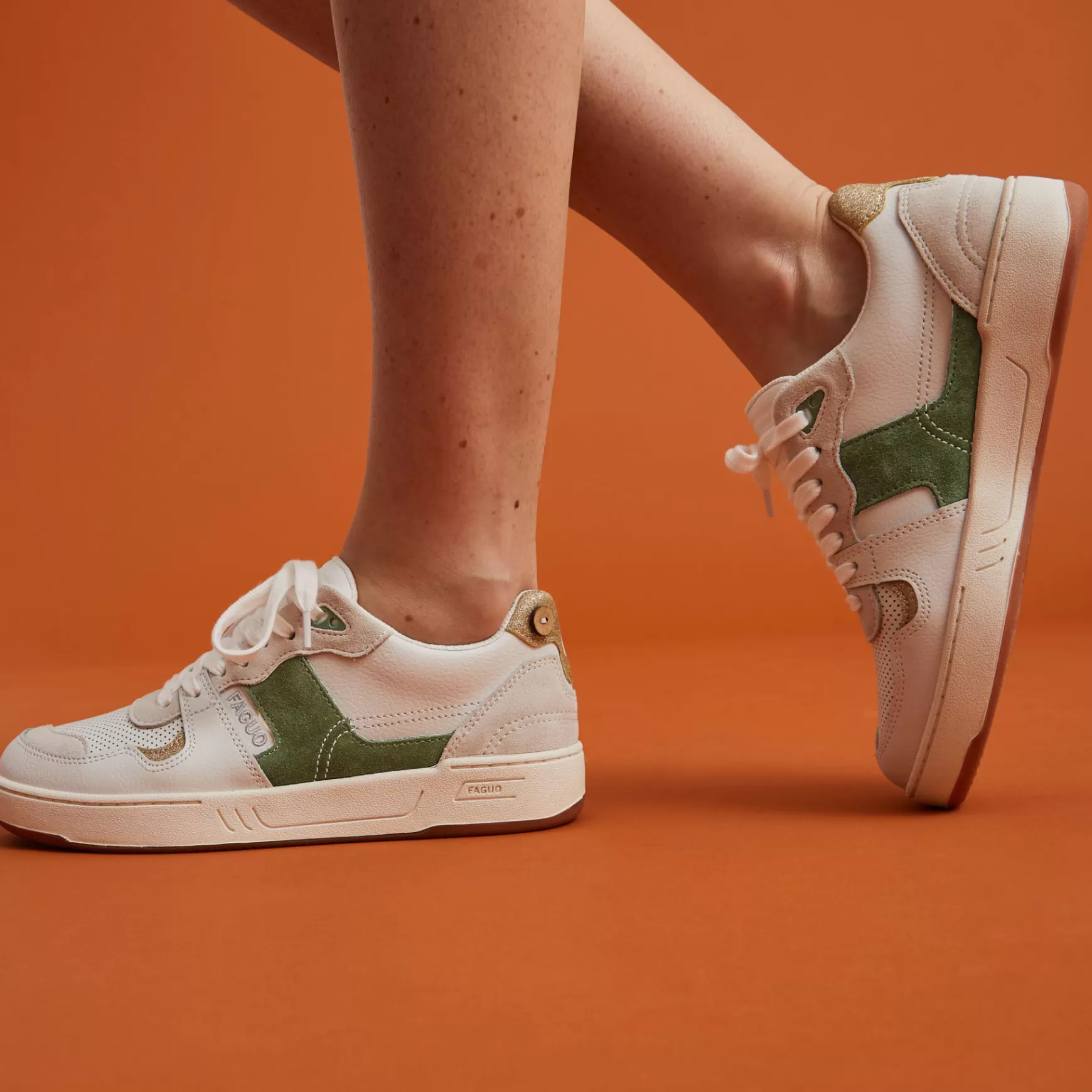 Vrouw - Schoenen^FAGUO Kaki & Gouden Sneakers