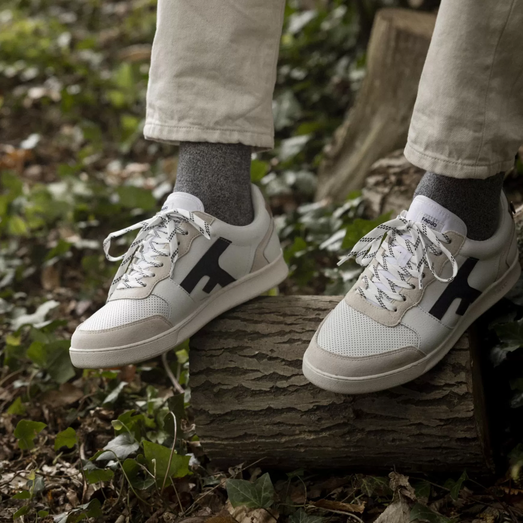 Mens - Schoenen^FAGUO Witte, Marineblauwe En Amandelvormige Manden